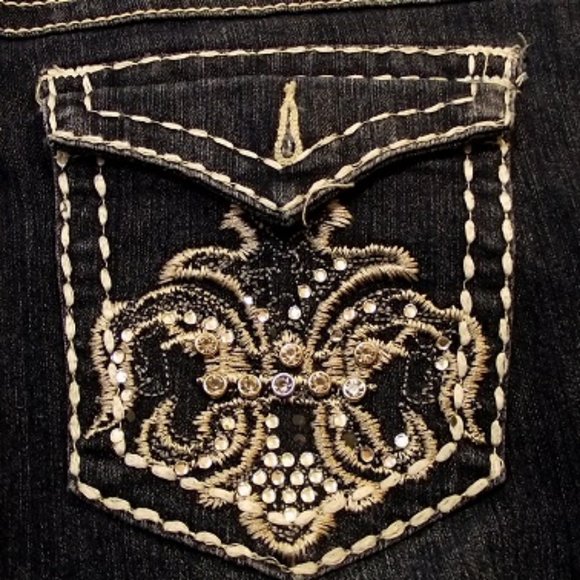 B.B. JEANS Woen's, Cut-off Shorts, Sz 15, Blue - Picture 8 of 14